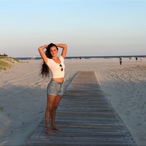 Meet your Posher, Brielle